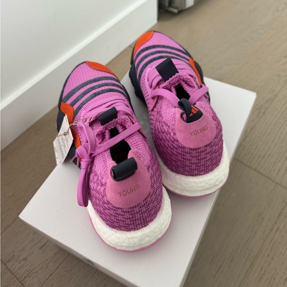 Adidas Trae Young 2 Basketball Sneakers NWT - Picture 3 of 8